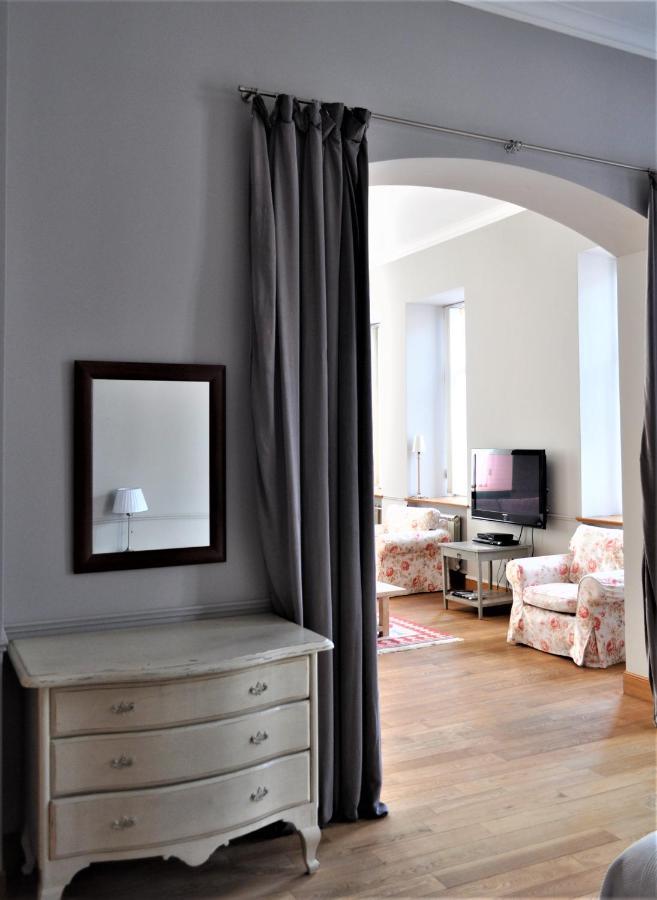 Great 144 Sq.M. Apartment In The Center Of Киев Екстериор снимка